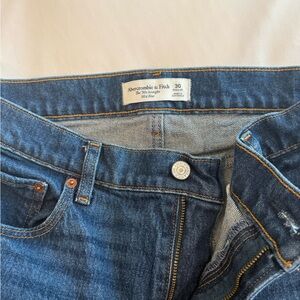 Abercrombie & Fitch Women's Classic Straight Leg Denim